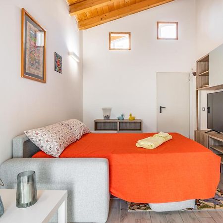 Casenuove Viletta Indipendente A 10 Min Da Parma Case Nuove  Exterior foto